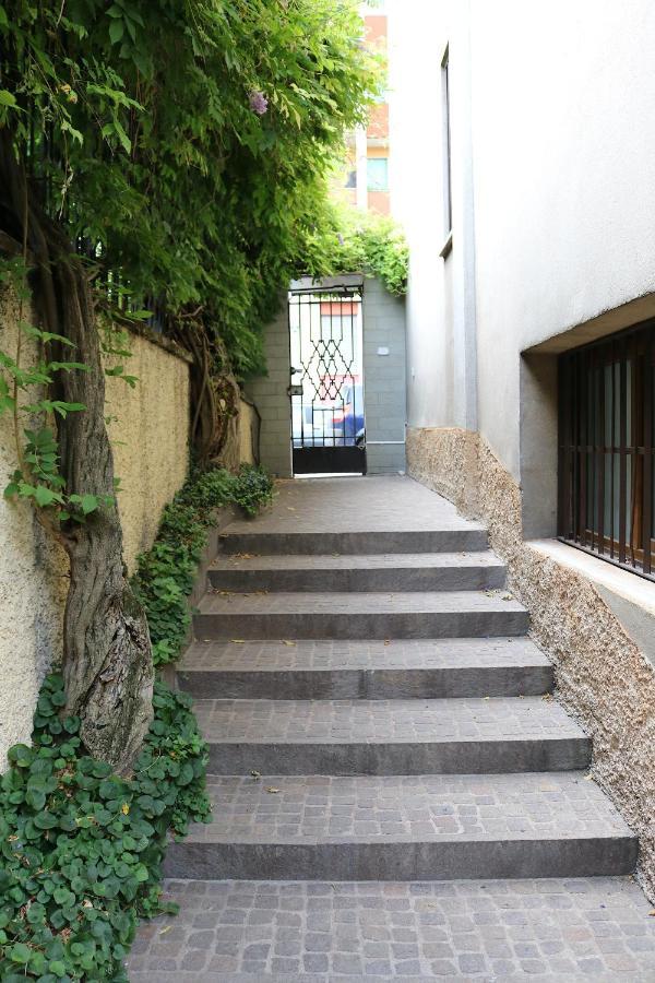 Gambara Guests House Otel Milano Dış mekan fotoğraf
