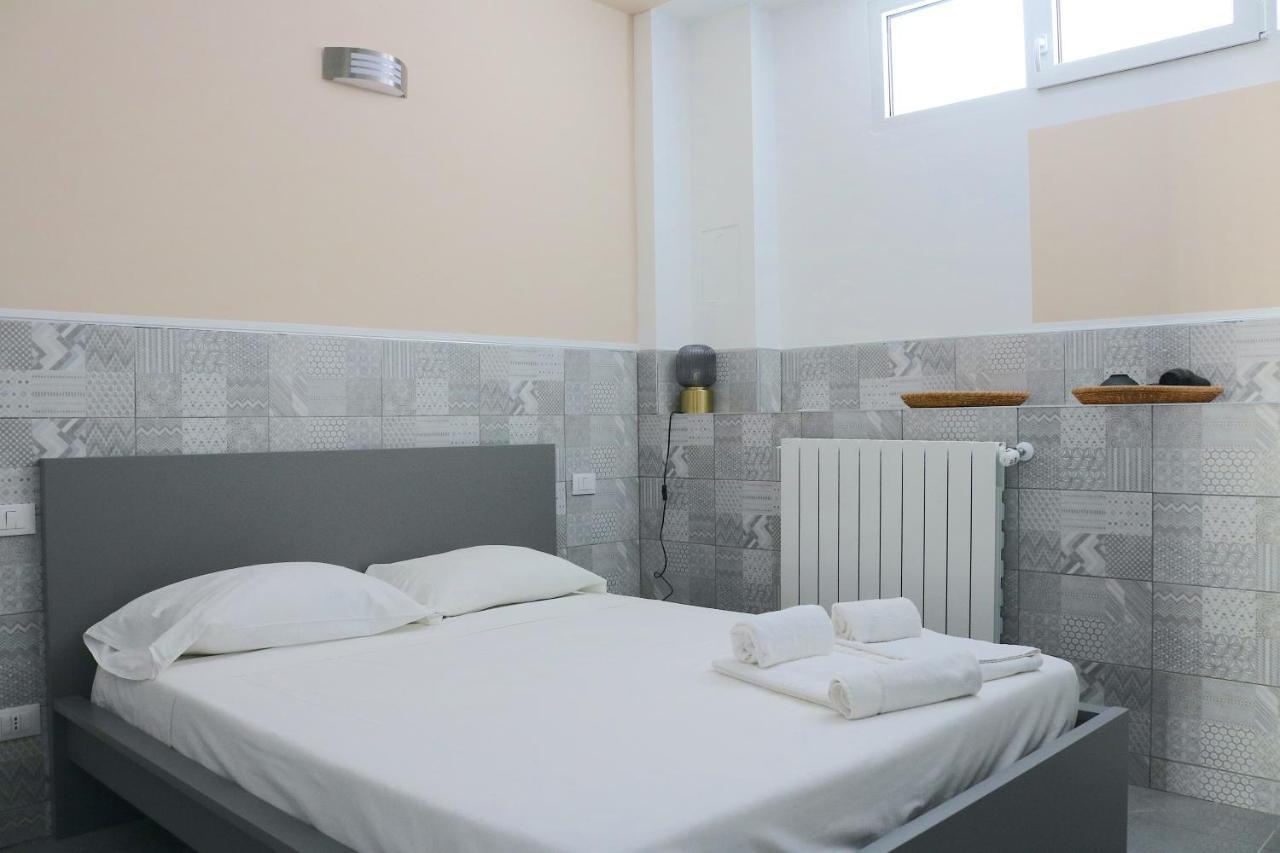 Gambara Guests House Otel Milano Dış mekan fotoğraf