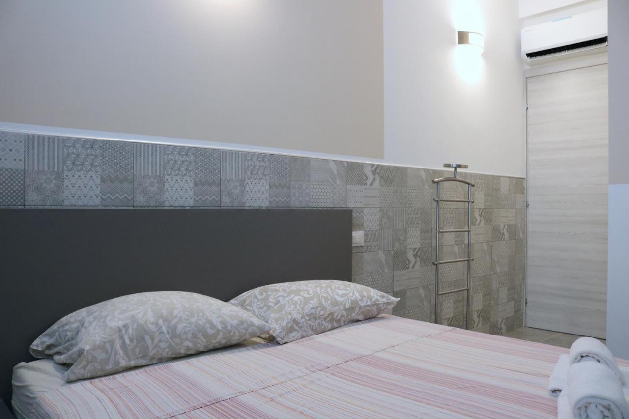 Gambara Guests House Otel Milano Dış mekan fotoğraf