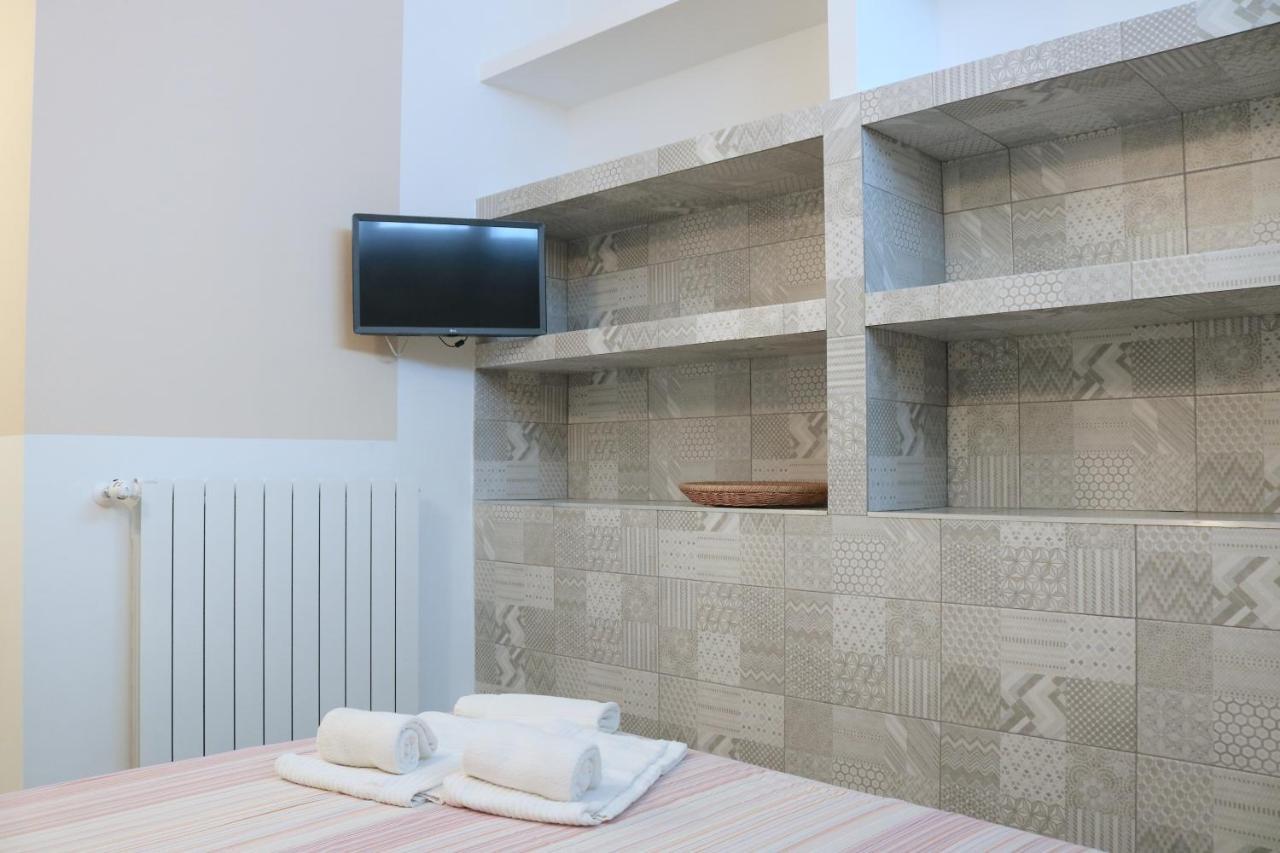 Gambara Guests House Otel Milano Dış mekan fotoğraf