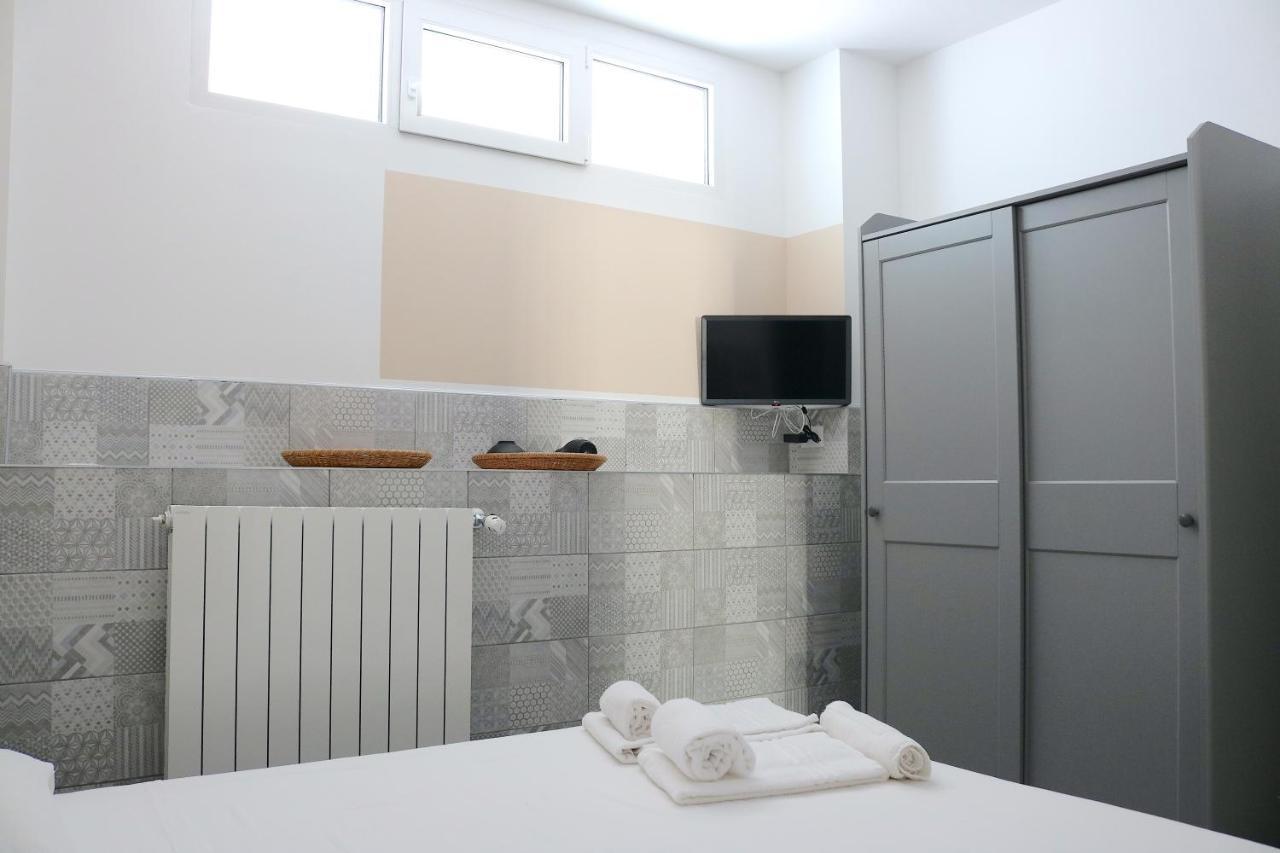 Gambara Guests House Otel Milano Dış mekan fotoğraf