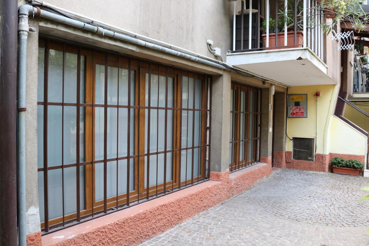 Gambara Guests House Otel Milano Dış mekan fotoğraf